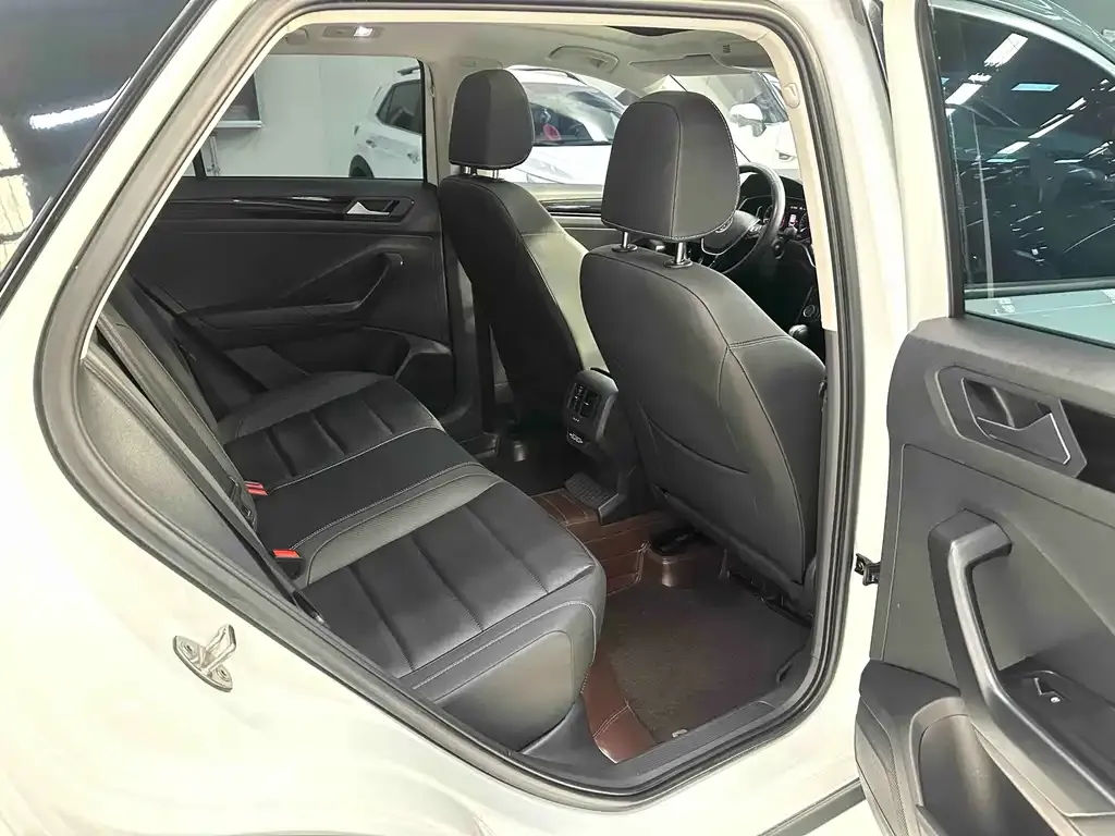 Volkswagen T-Roc 2022 из CN, фото 10