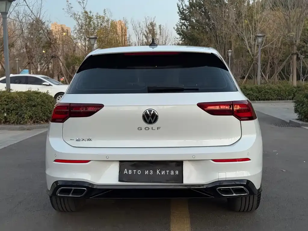 Volkswagen Golf 2022 из CN, фото 8