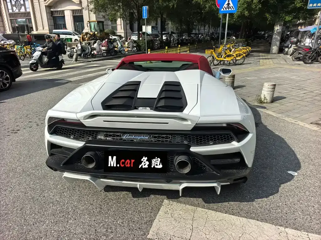 Lamborghini Huracan — фото 10