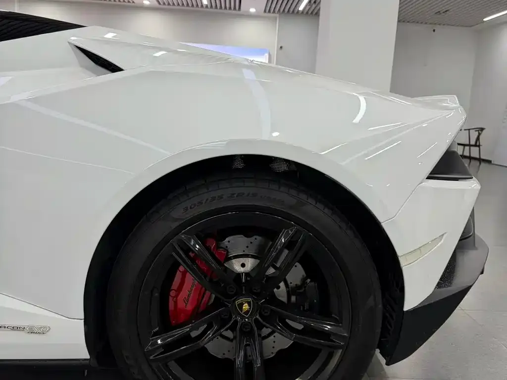 Lamborghini Huracan — фото 3
