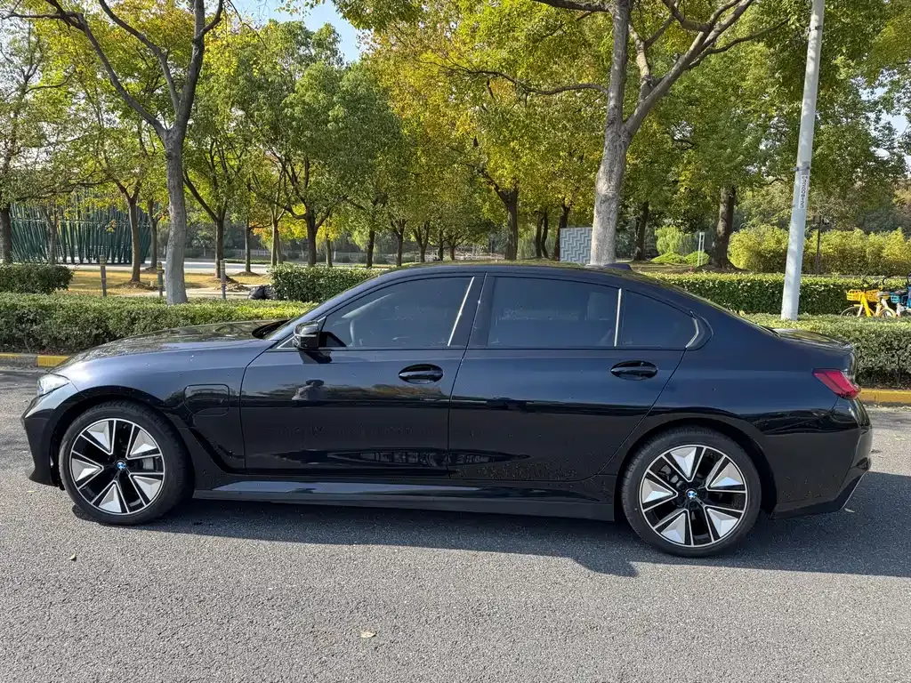 BMW i3 2024 из CN, фото 4