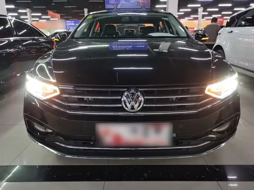 Volkswagen Magotan 2024 из CN, фото 3