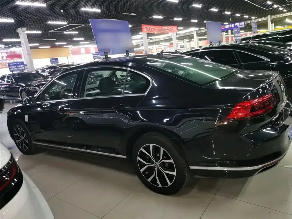 Volkswagen Magotan 2024 из CN, фото 5