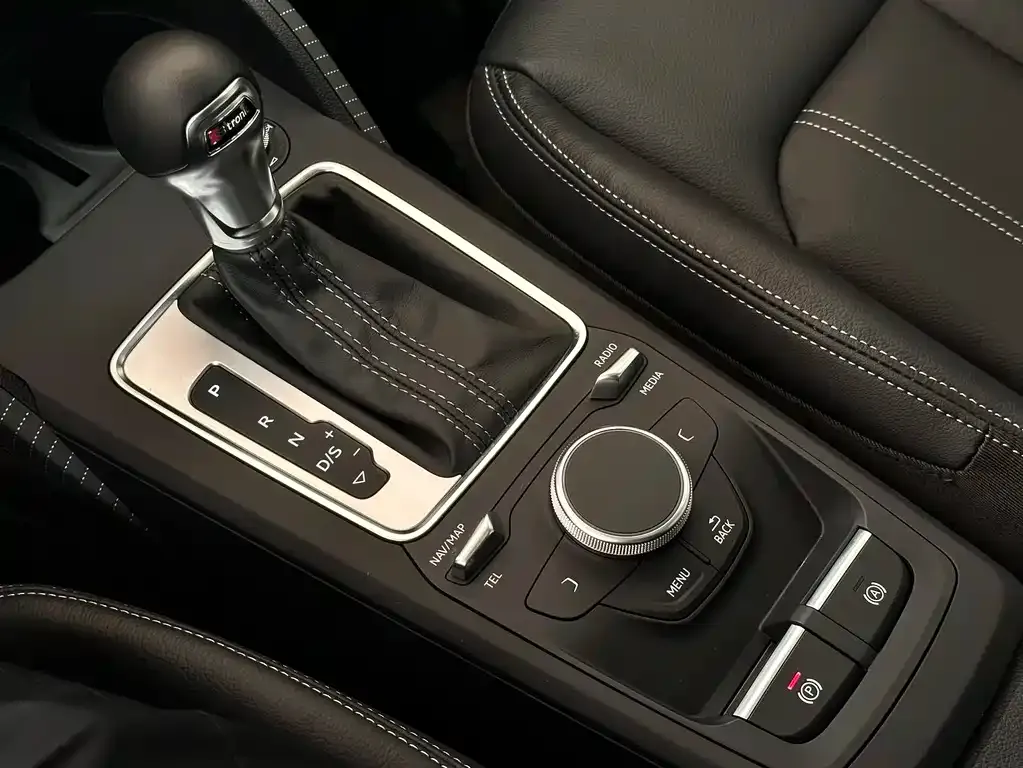Audi Q2L 2022 из CN, фото 9