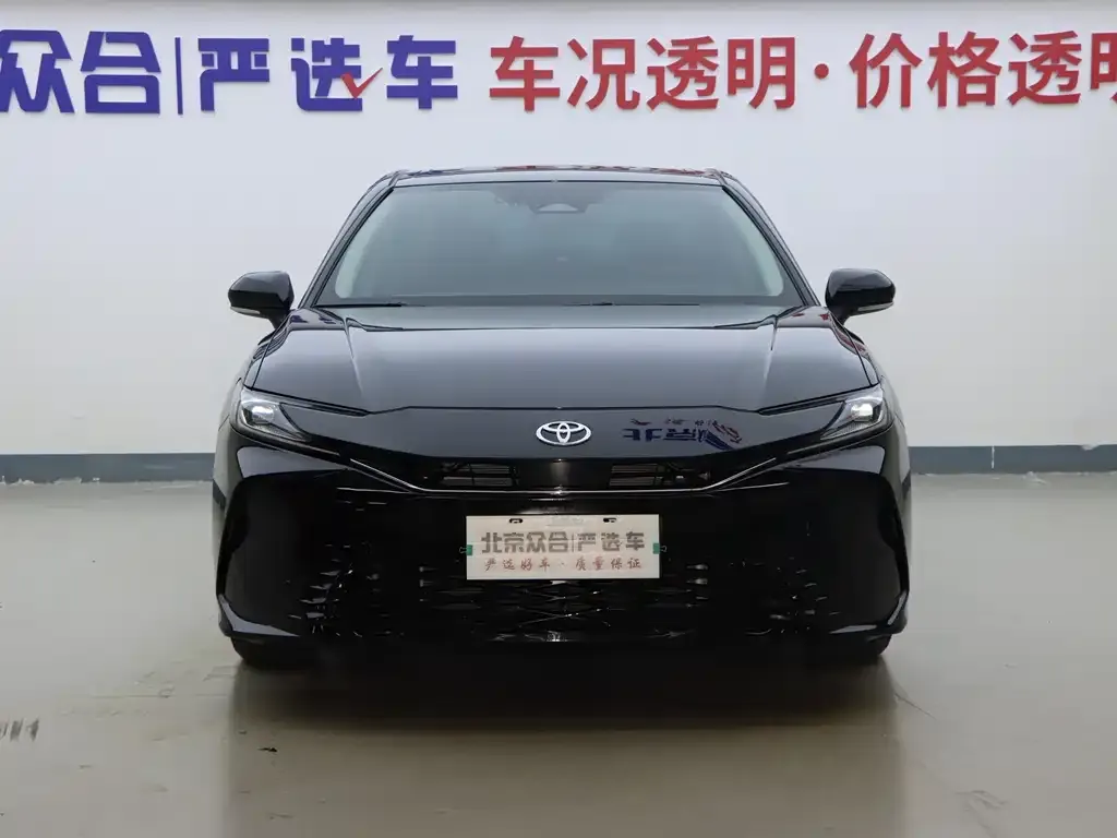 Toyota Camry 2025 из CN, фото 3