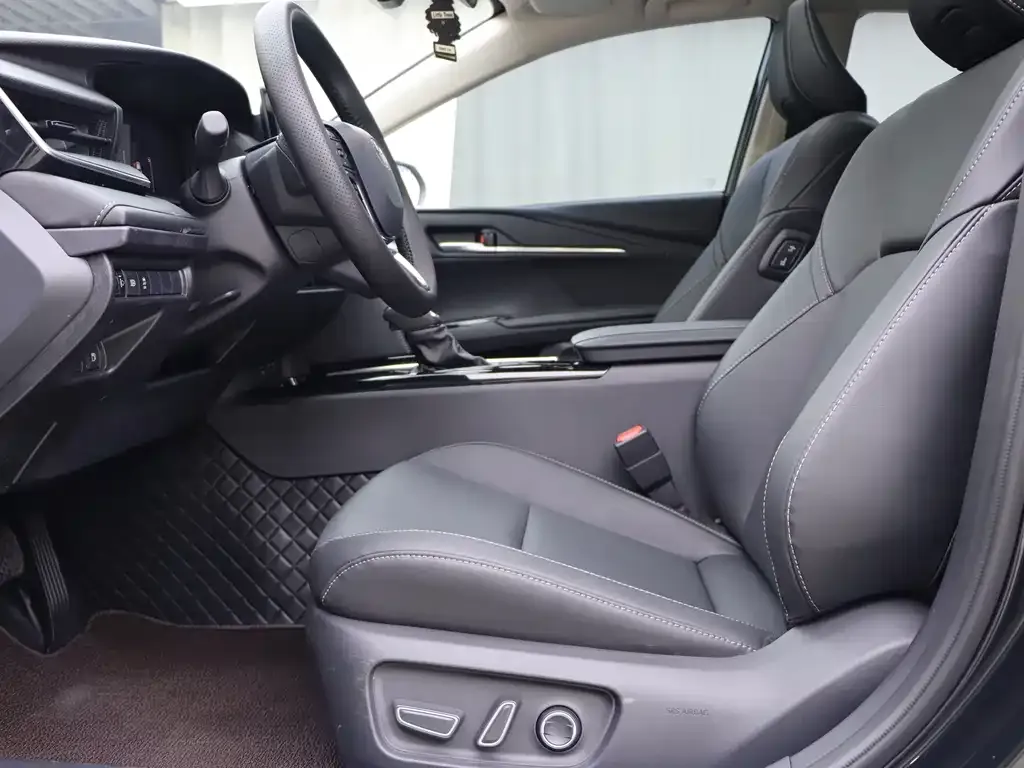 Toyota Camry 2025 из CN, фото 4