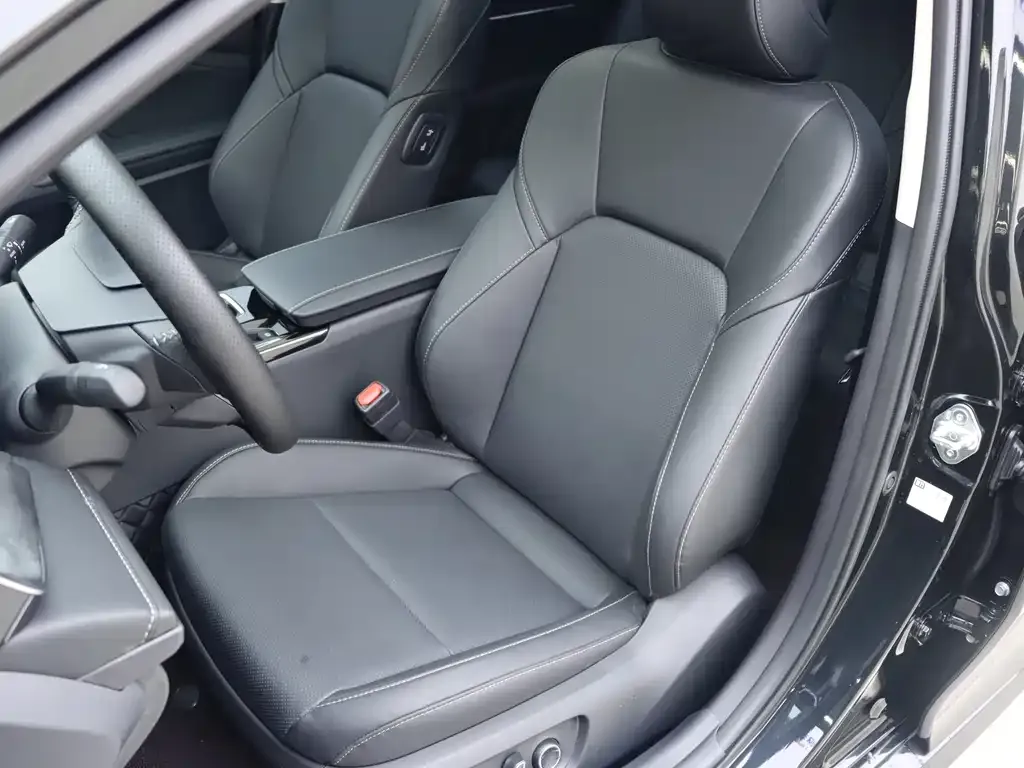 Toyota Camry 2025 из CN, фото 6