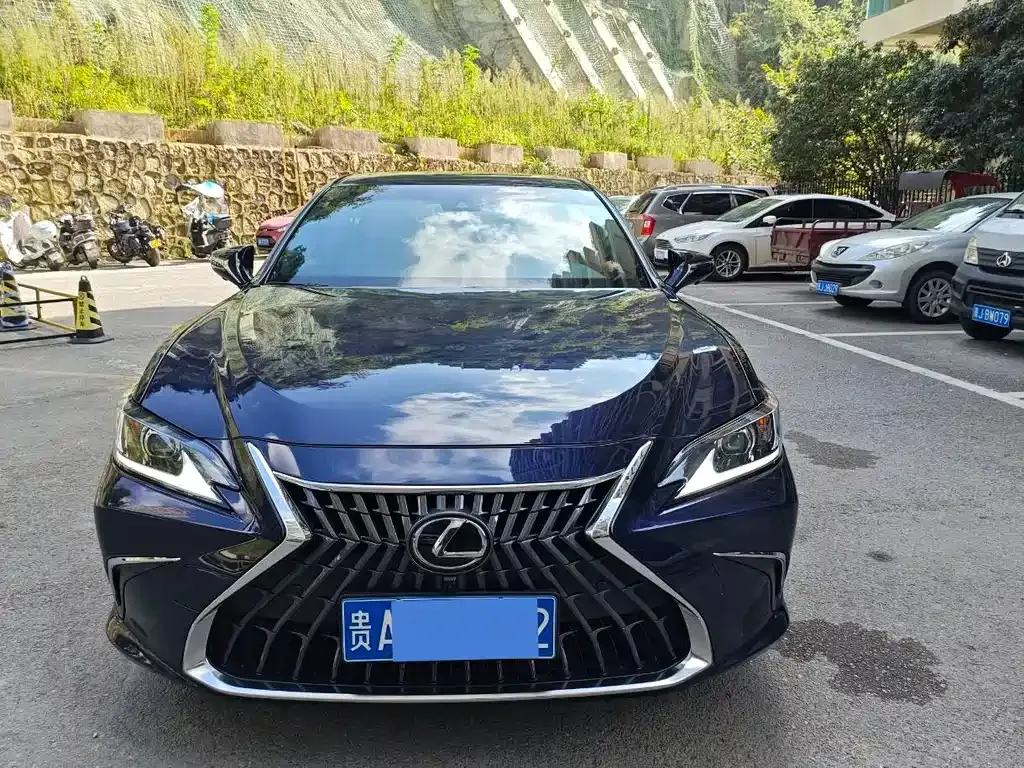 Lexus ES 2022 из CN, фото 3