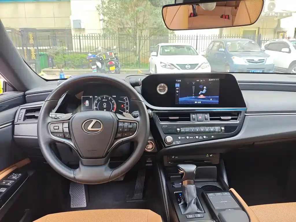 Lexus ES 2022 из CN, фото 6