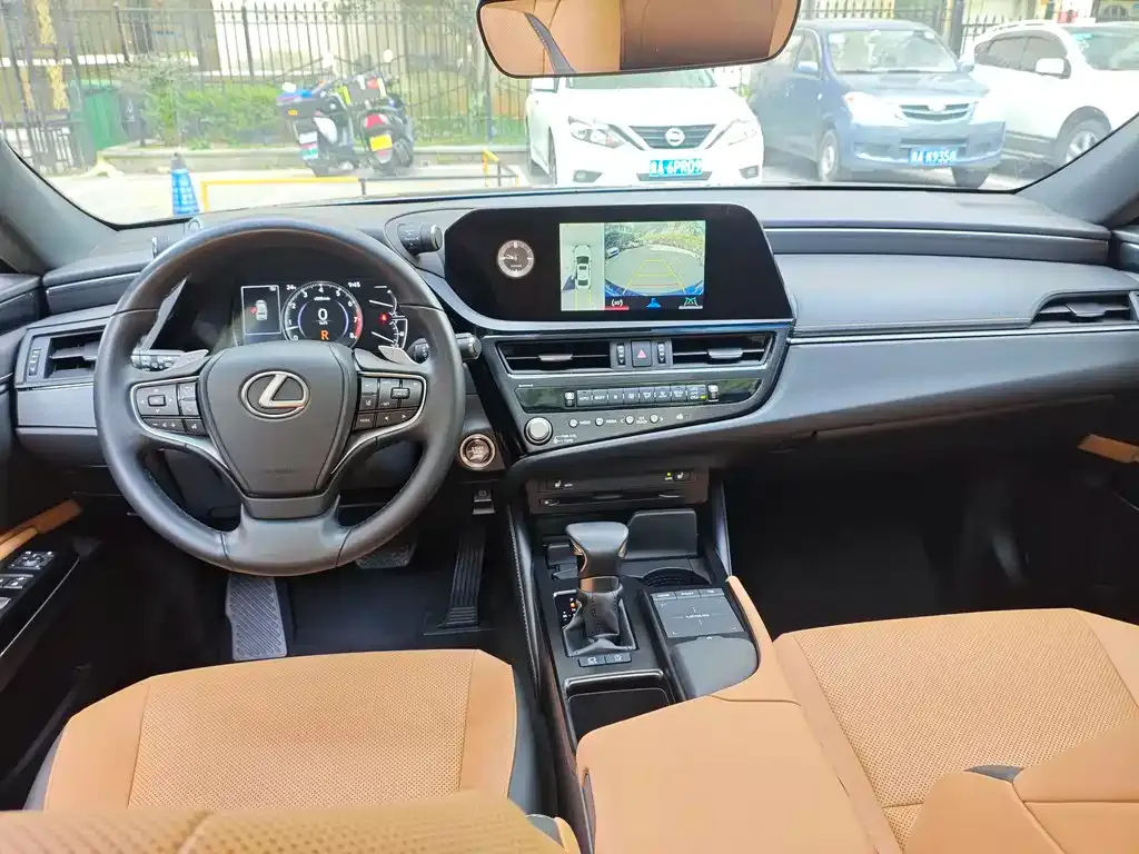 Lexus ES 2022 из CN, фото 7