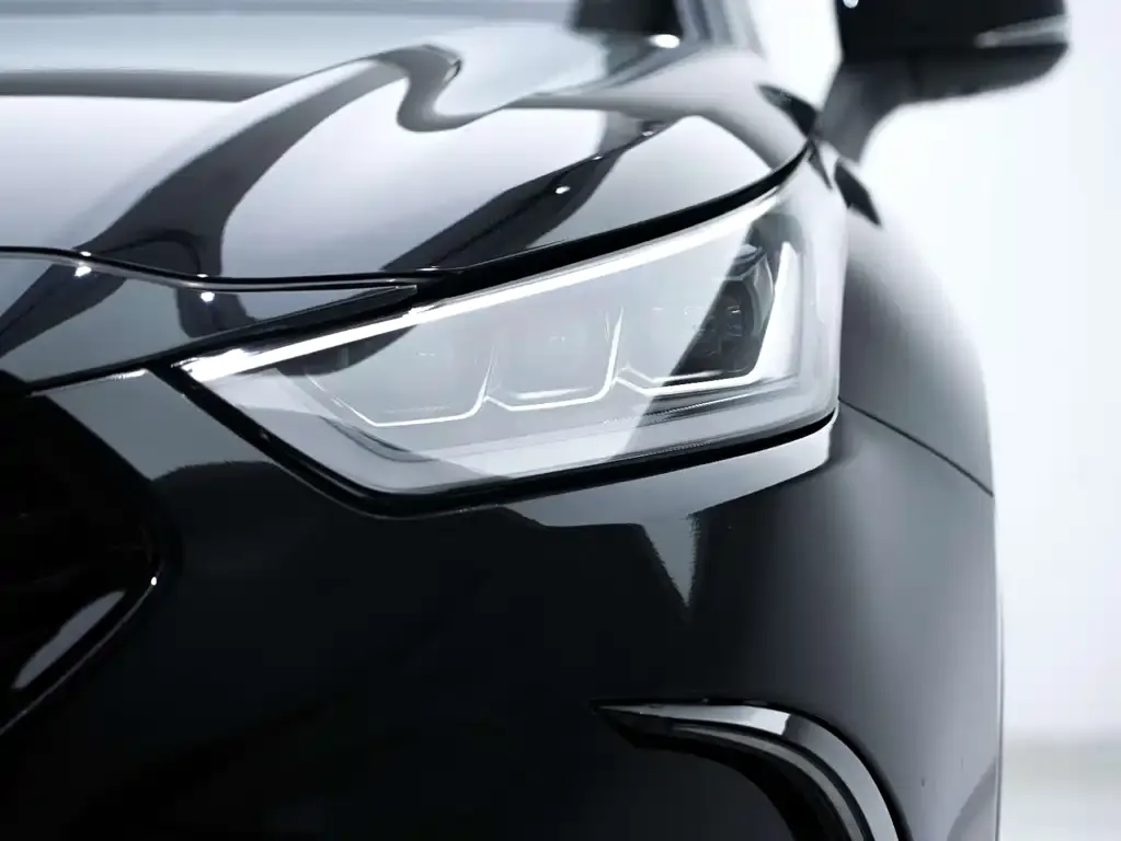 Toyota Crown Kluger 2023 из CN, фото 6