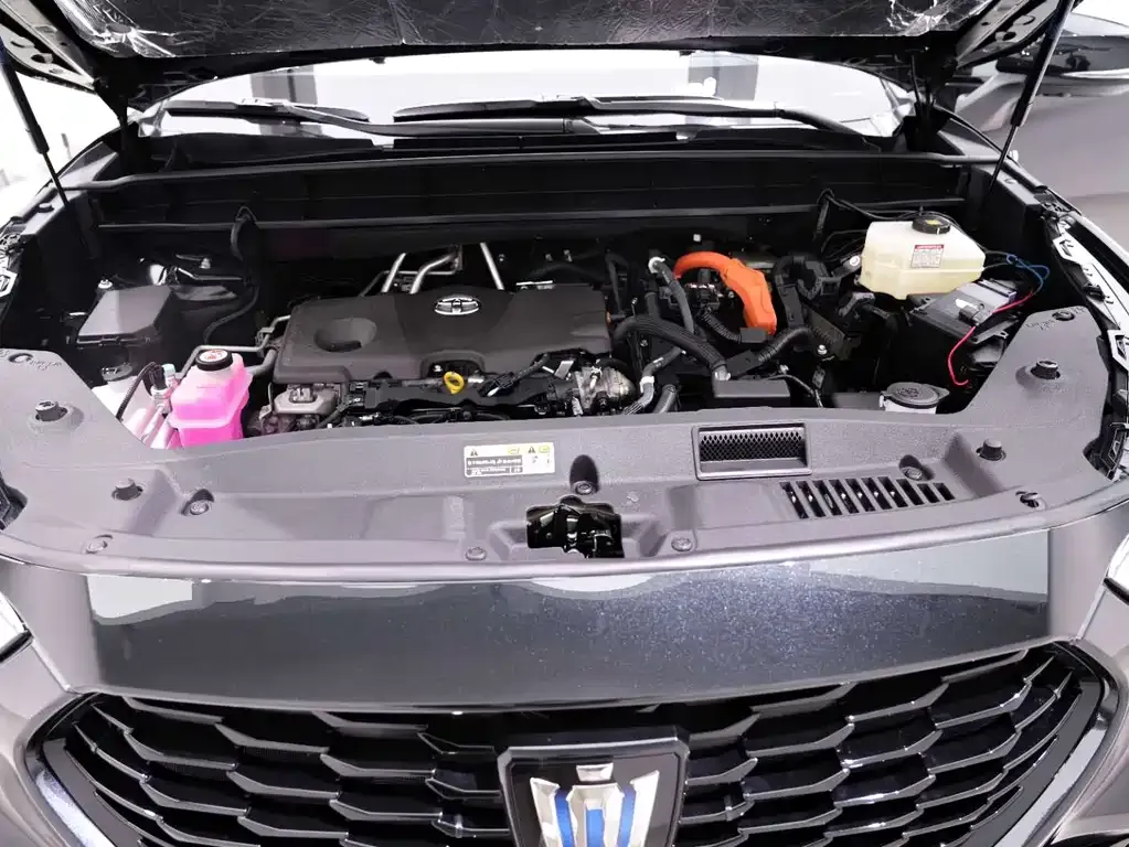 Toyota Crown Kluger 2023 из CN, фото 9