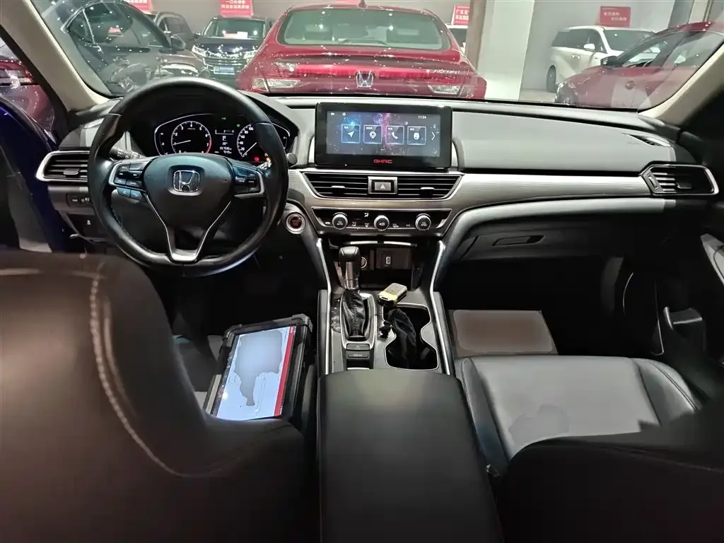 Honda Accord 2021 из CN, фото 10