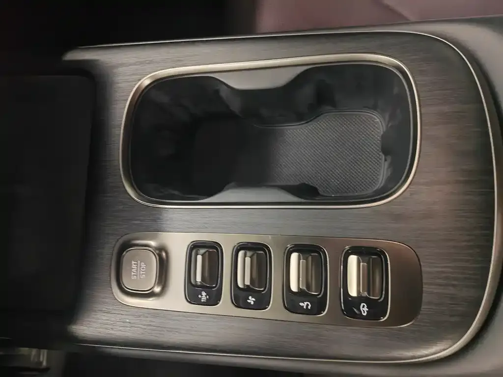 Xiaomi SU7 2024 из CN, фото 9