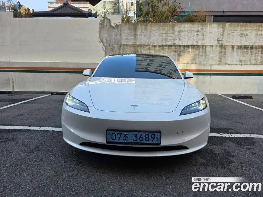 Tesla Model 3 2025 из KR, фото 3