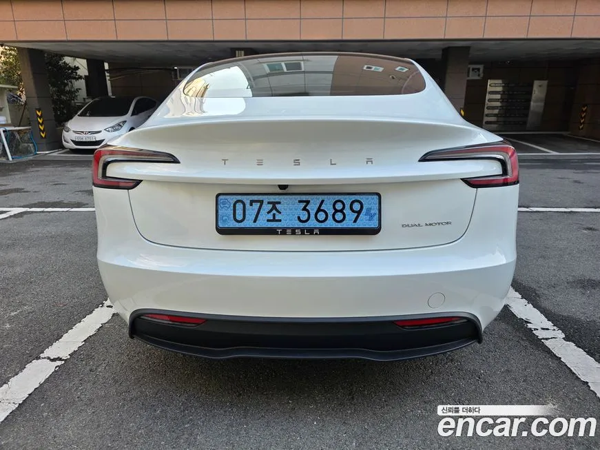 Tesla Model 3 2025 из KR, фото 4