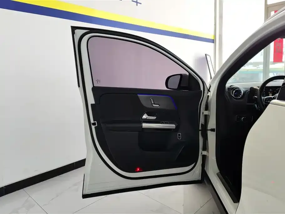 Mercedes-Benz GLA 2023 из CN, фото 7