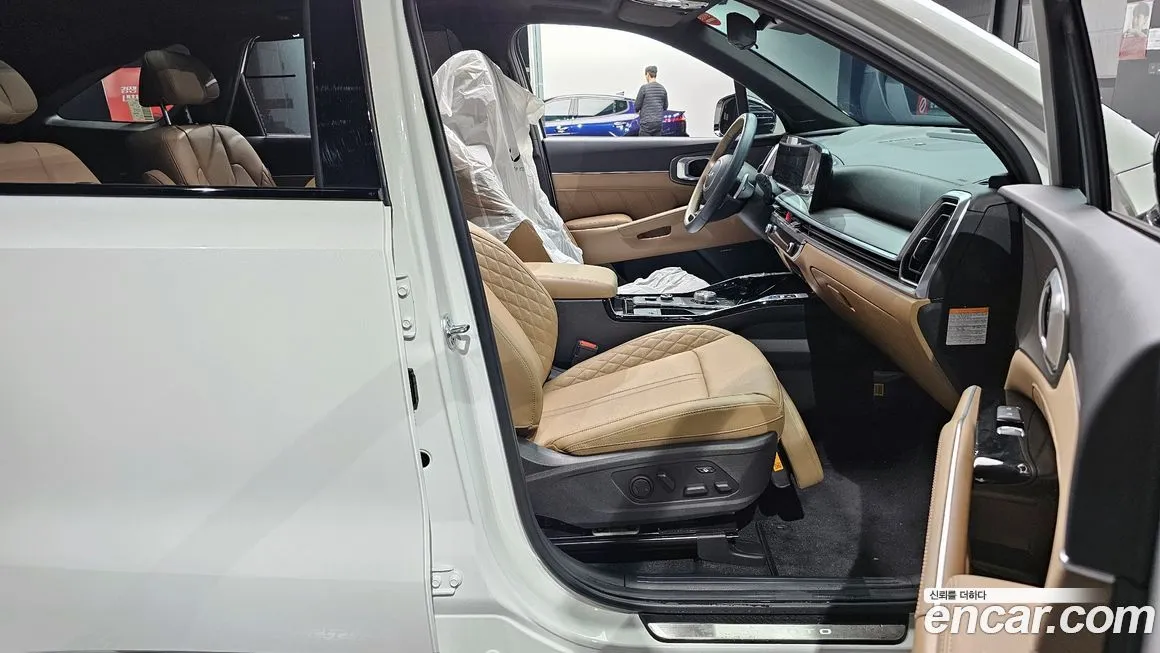 Kia Sorento — фото 10
