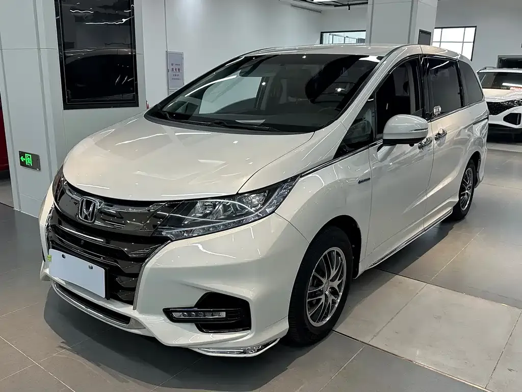 Honda Odyssey — фото 1