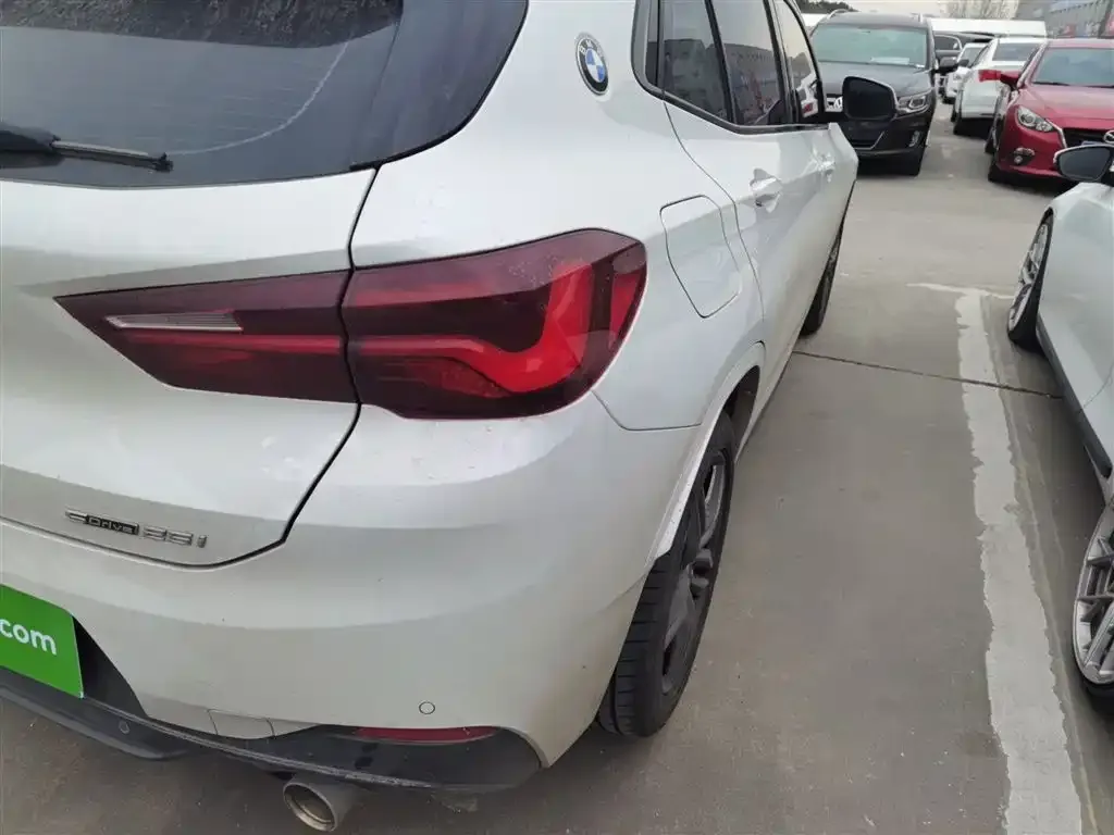 BMW X2 — фото 8