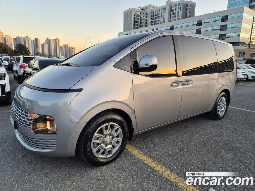 Hyundai Staria — фото 3
