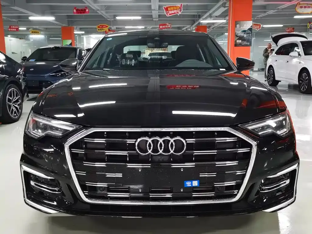 Audi A6L — фото 2