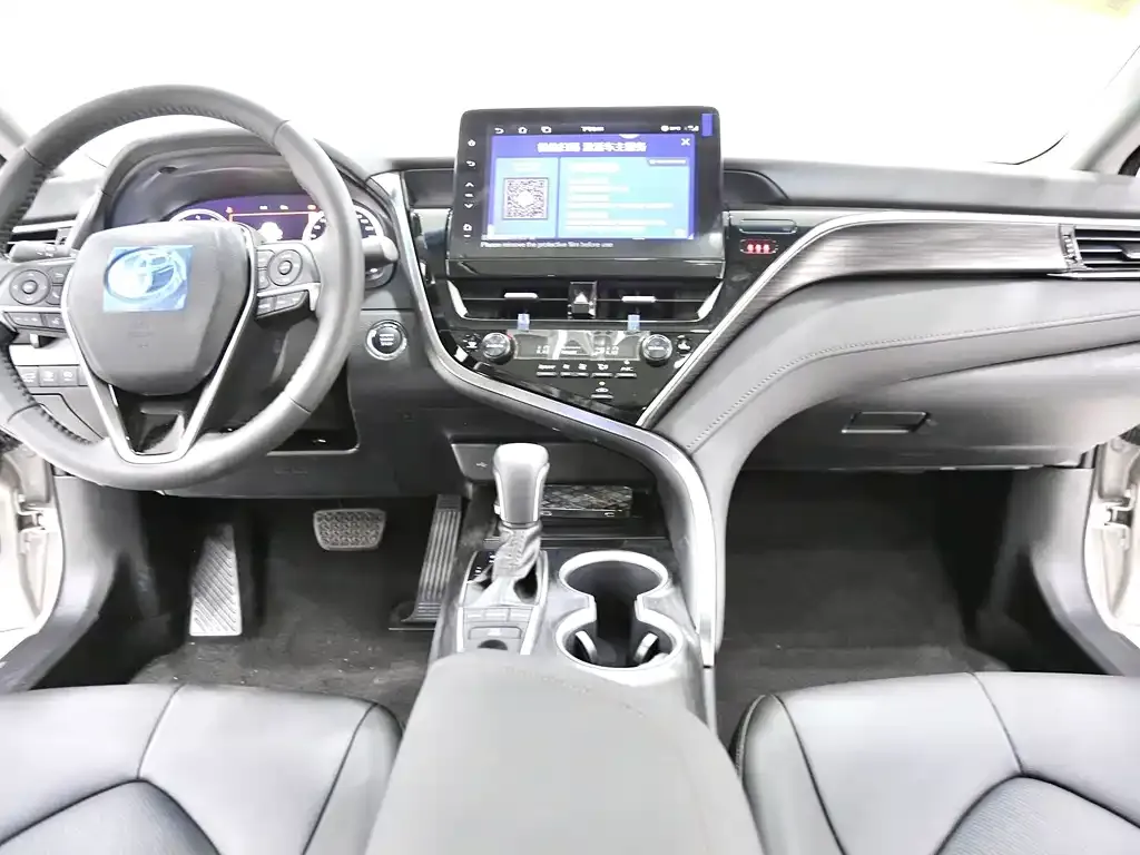 Toyota Camry 2022 из CN, фото 2
