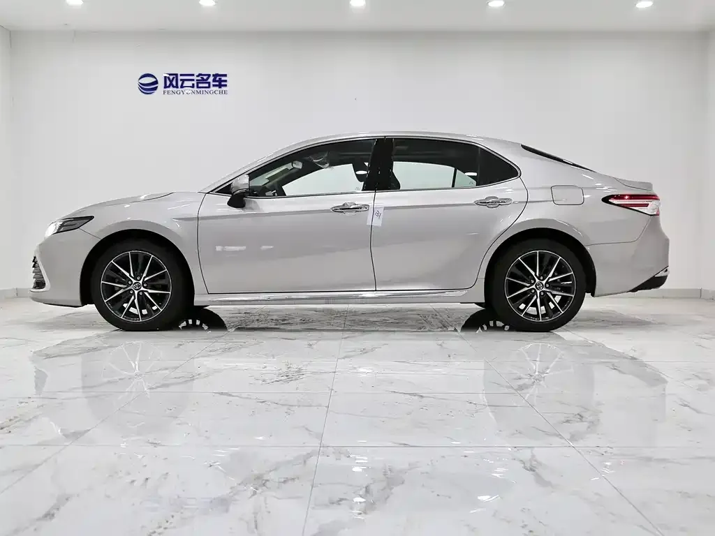 Toyota Camry 2022 из CN, фото 6