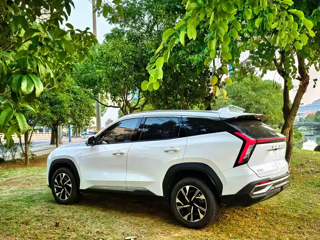 Geely Boyue L 2024 из CN, фото 6