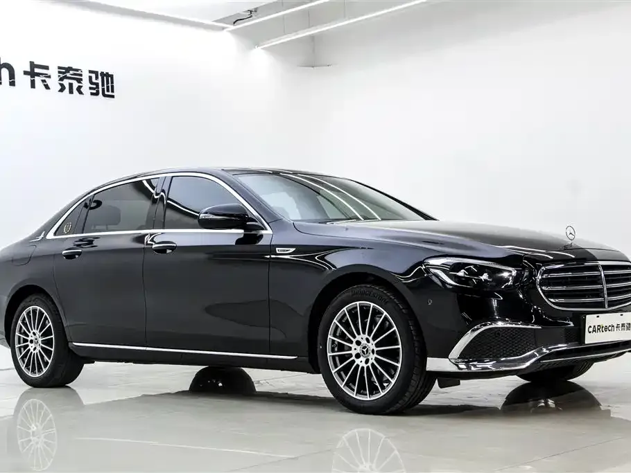 Mercedes-Benz E-Class — фото 3