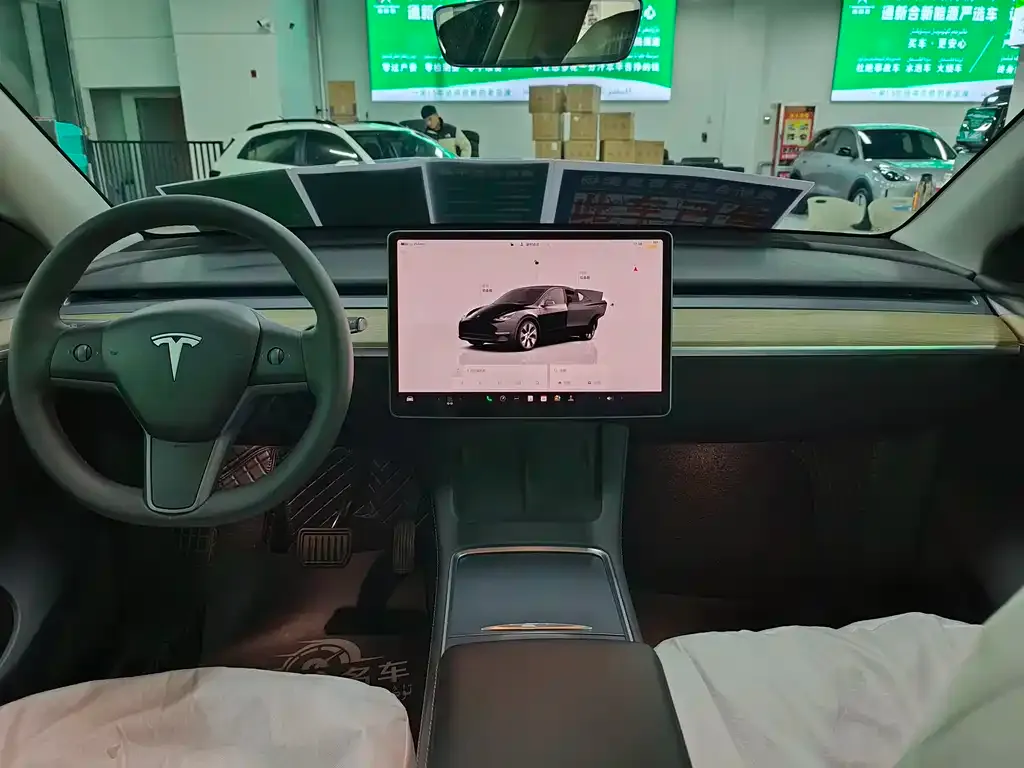 Tesla Model Y 2023 из CN, фото 5