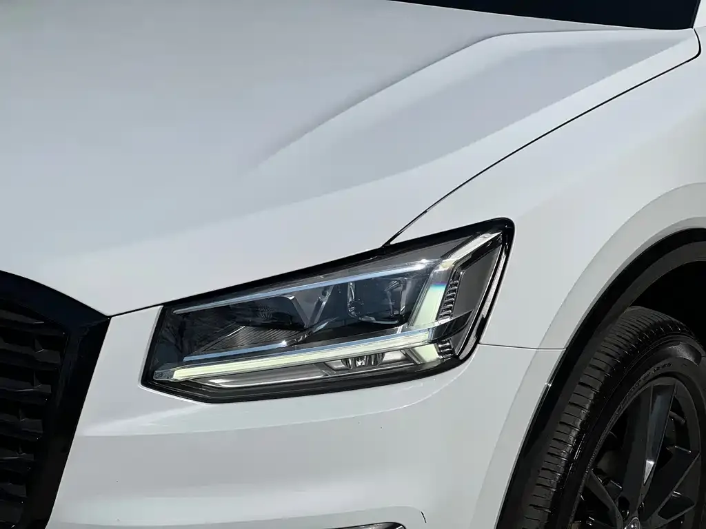 Audi Q2L 2021 из CN, фото 9