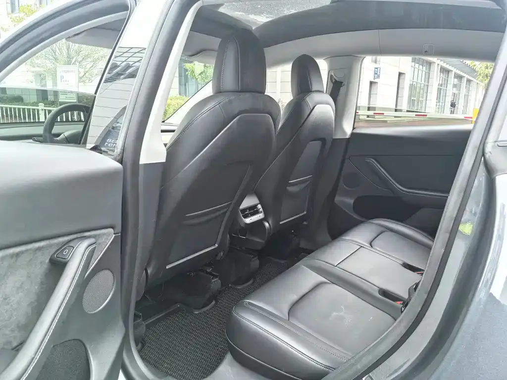 Tesla Model Y 2022 из CN, фото 7