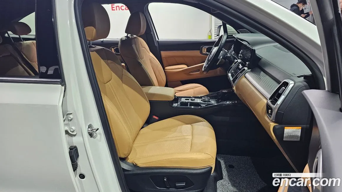 Kia Sorento — фото 10