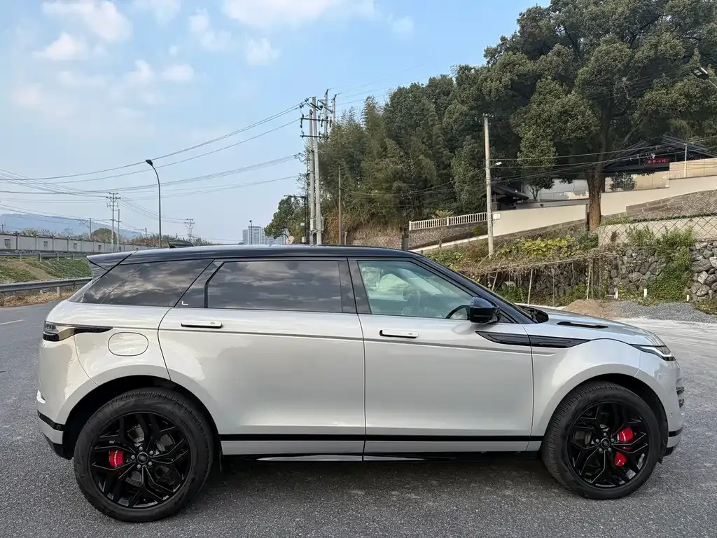 Land Rover Evoque 2022 из CN, фото 4