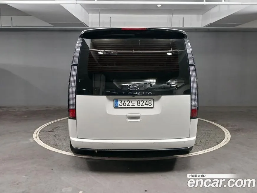 Hyundai Staria — фото 2