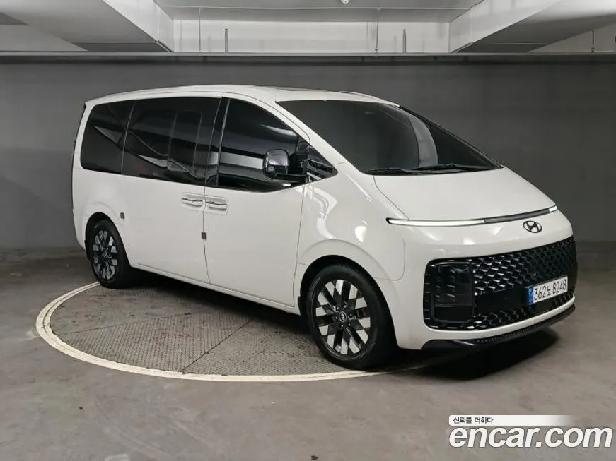 Hyundai Staria — фото 3