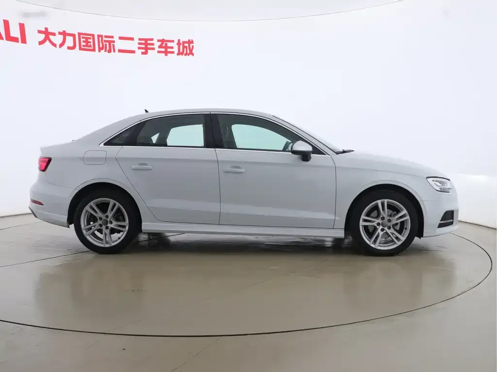 Audi A3 2021 из CN, фото 4