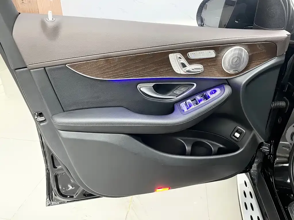 Mercedes-Benz GLC 2022 из CN, фото 8