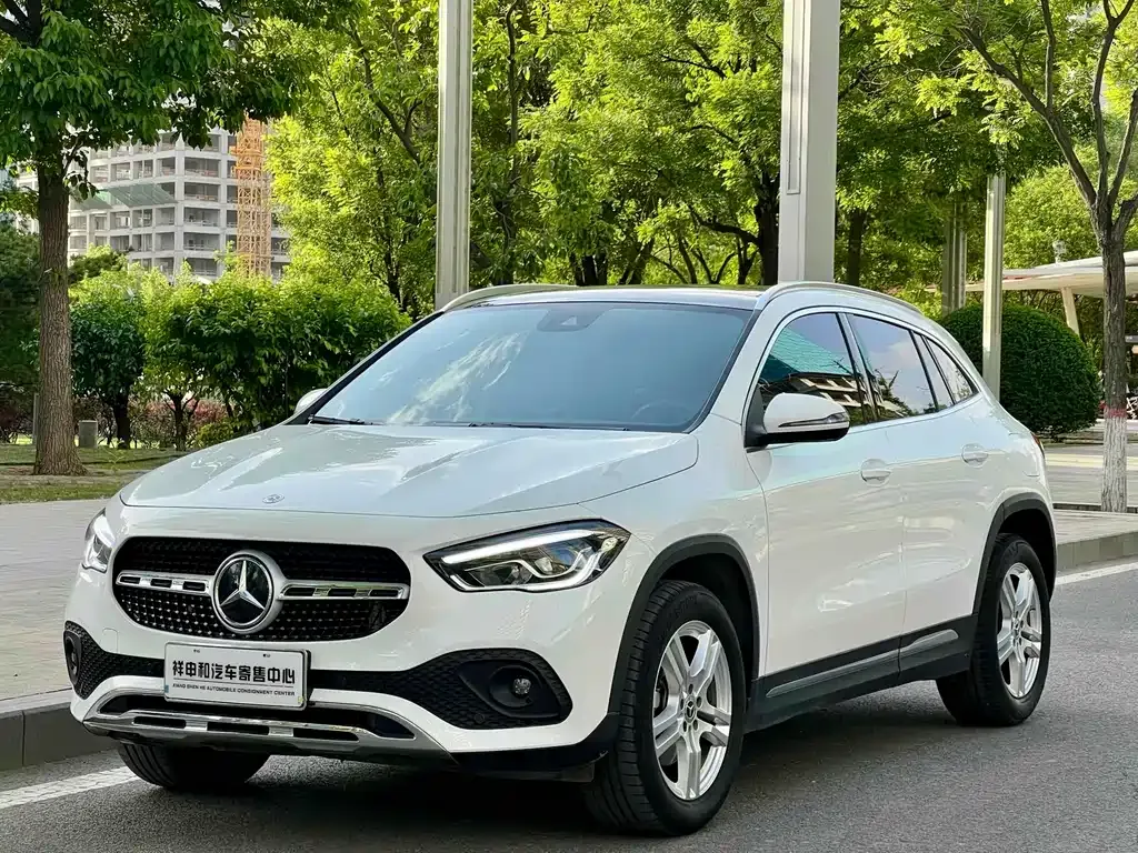Mercedes-Benz GLA 2023 из CN, фото 1