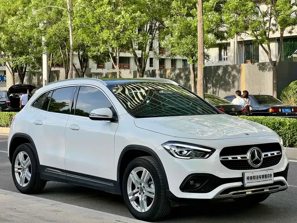 Mercedes-Benz GLA 2023 из CN, фото 3