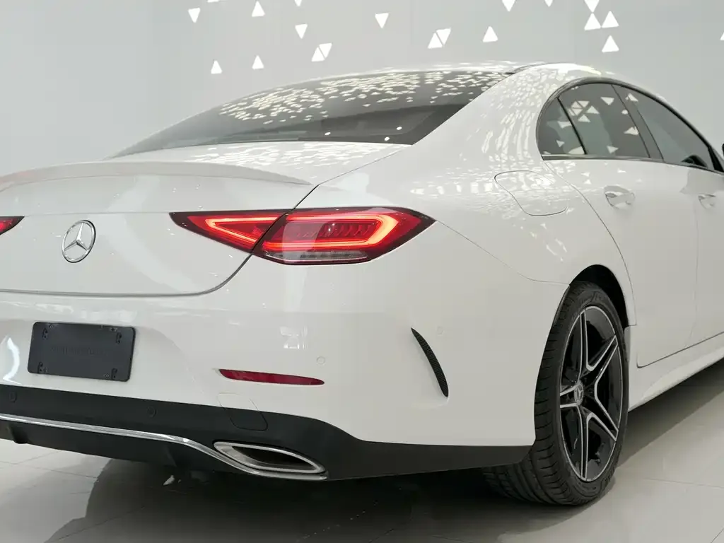 Mercedes-Benz CLS — фото 6