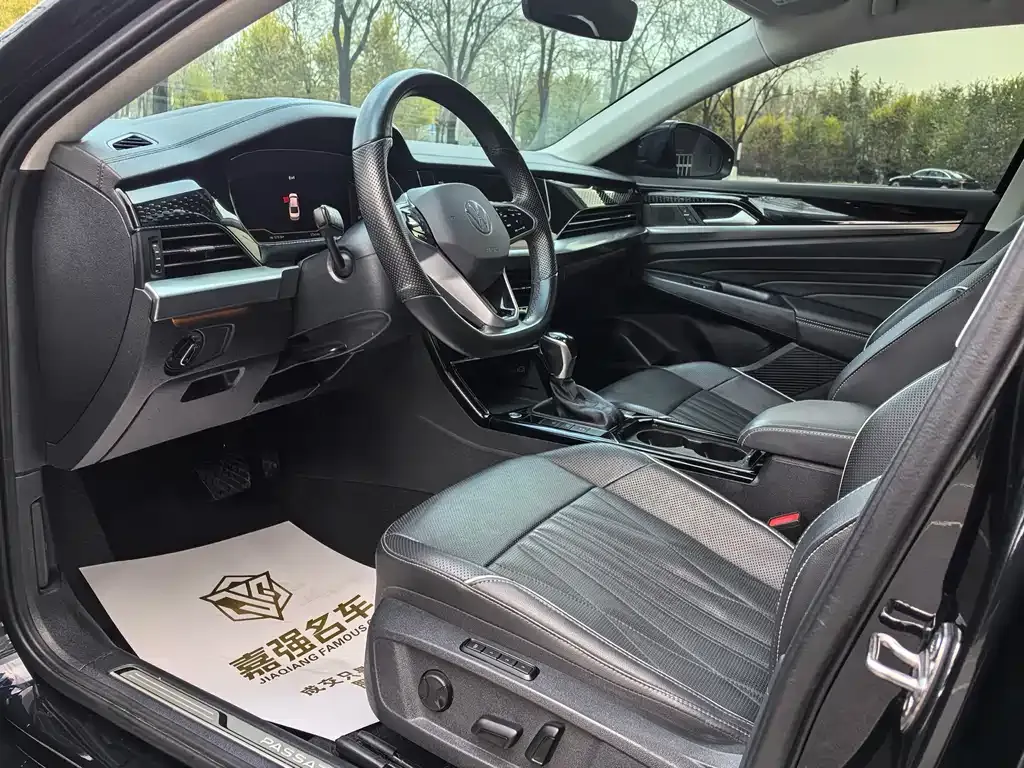 Volkswagen Passat 2023 из CN, фото 8