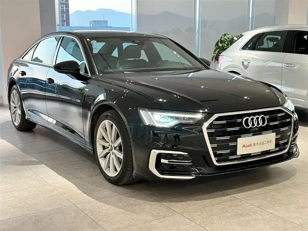 Audi A6L — фото 10
