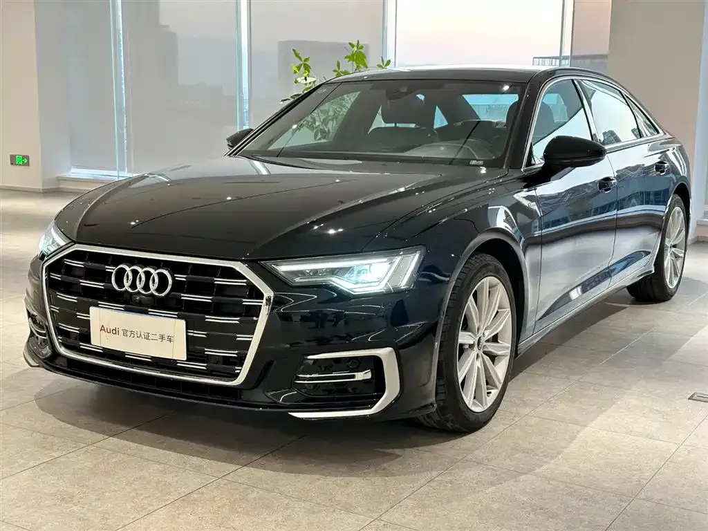 Audi A6L — фото 2
