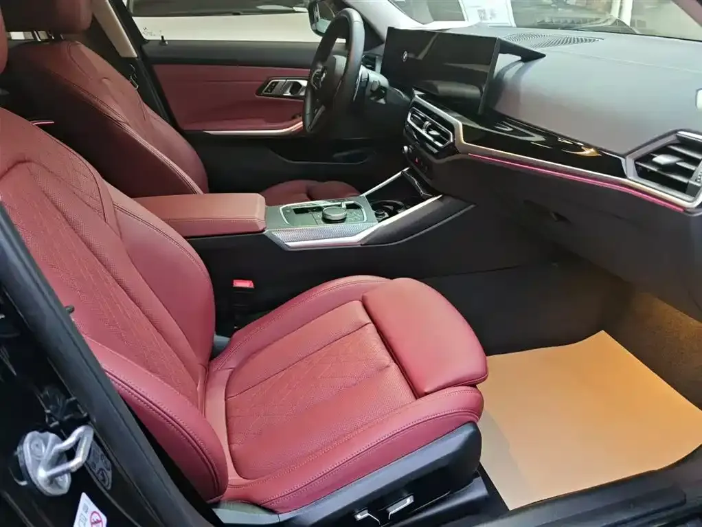 BMW 3 Series 2023 из CN, фото 5