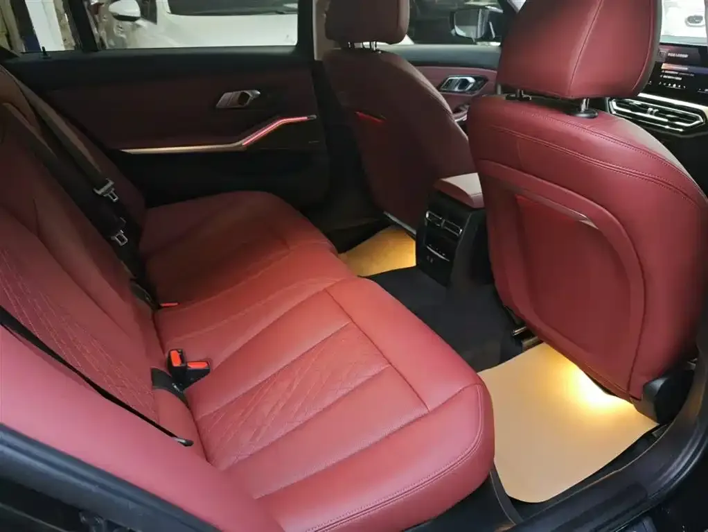 BMW 3 Series 2023 из CN, фото 7