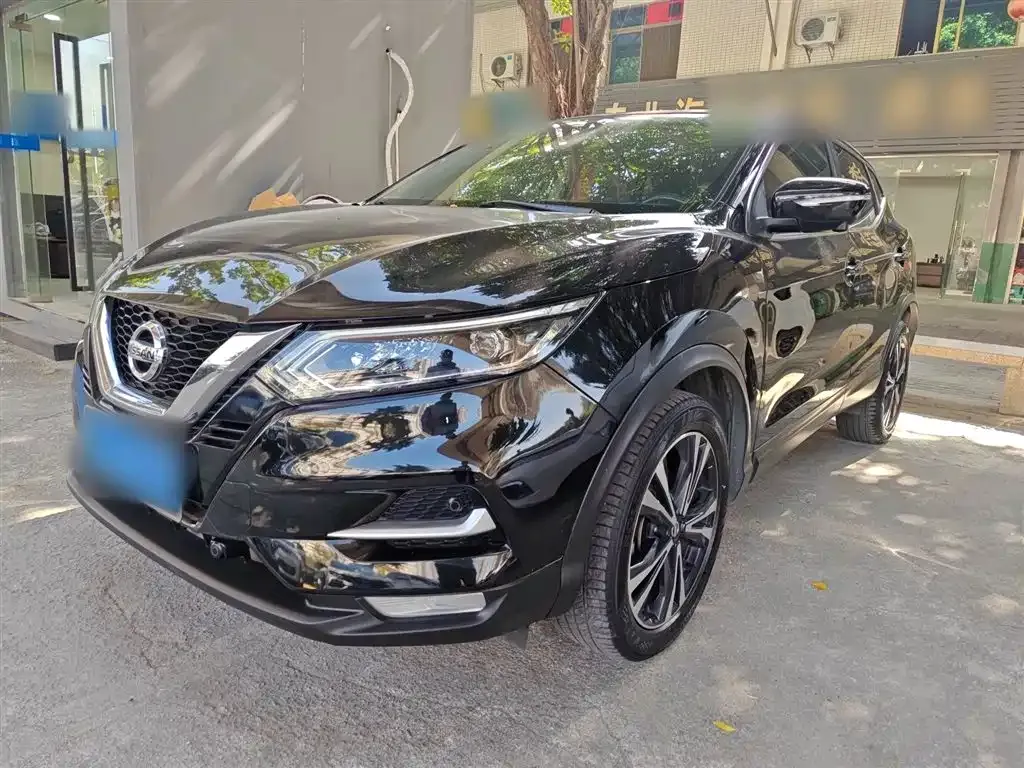 Nissan Qashqai — фото 2