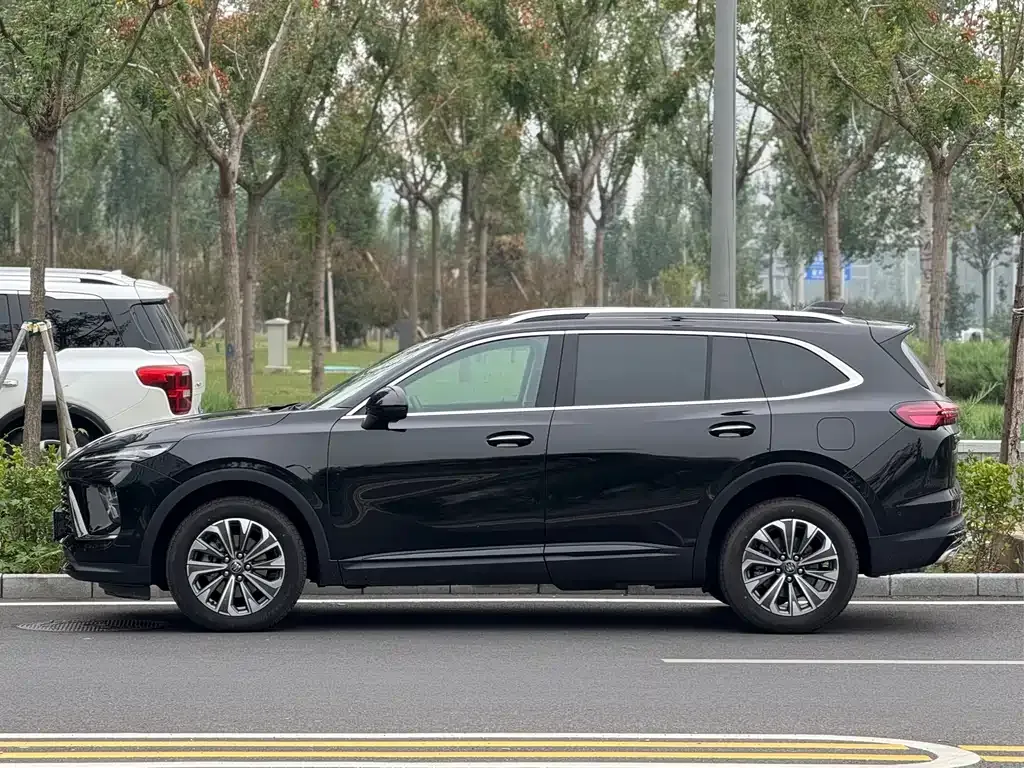 Buick Envision Plus — фото 3