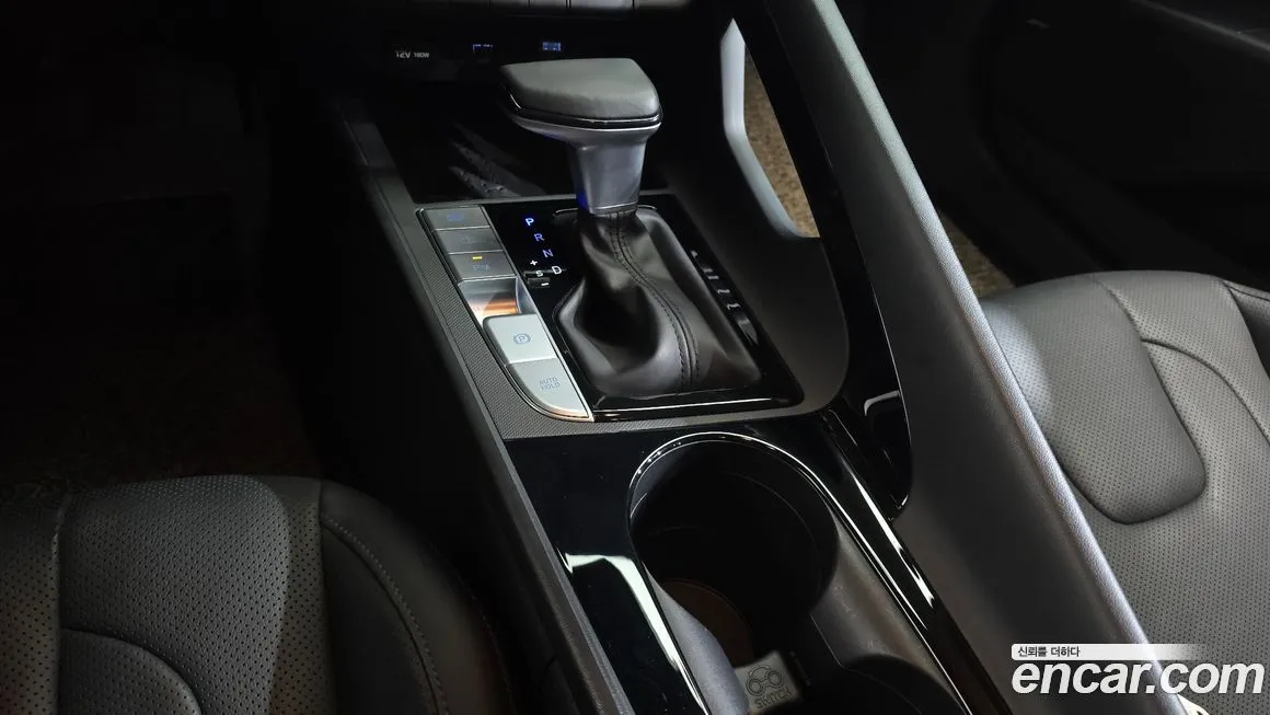 Hyundai AVANTE — фото 9